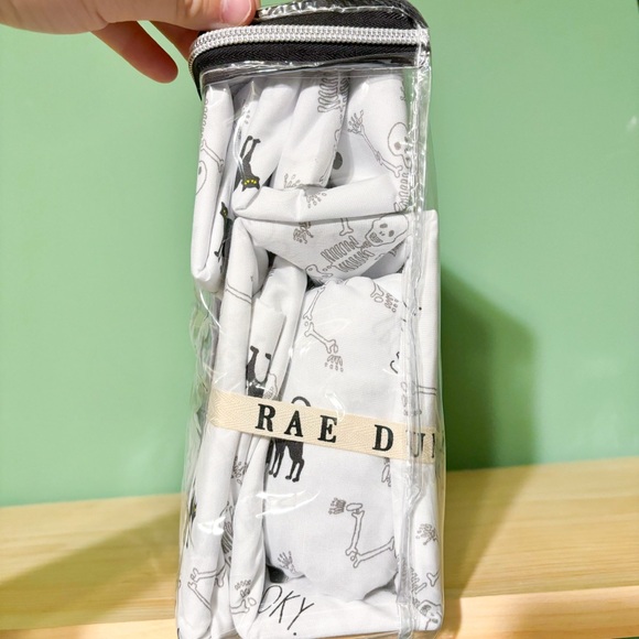 RAE DUNN *NEW* Spooky Skeleton Black Cat Halloween Queen Sheet Set Goth - Picture 8 of 8